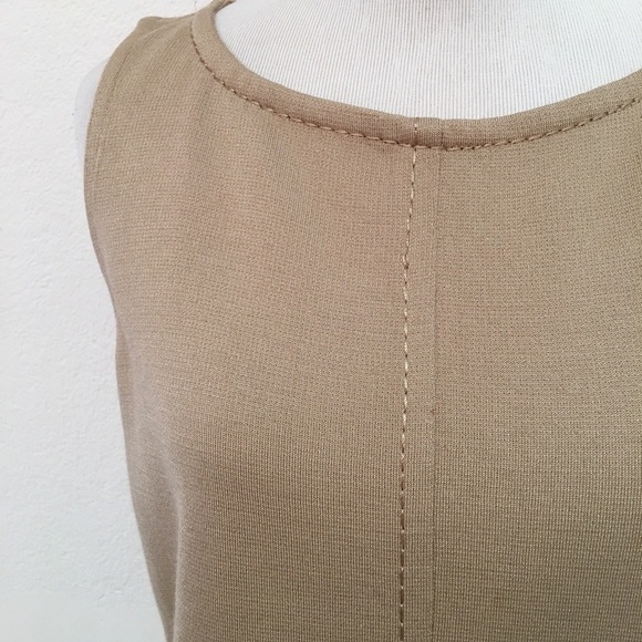 St. John Tan Sleeveless Knit Top Size Small - Picture 2 of 8